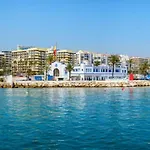 In Centre Frontbeach ماربيا