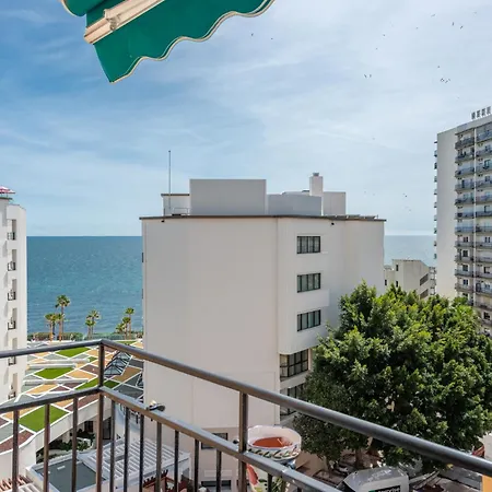 In Centre Frontbeach