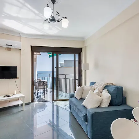 Apartment In Centre Frontbeach *